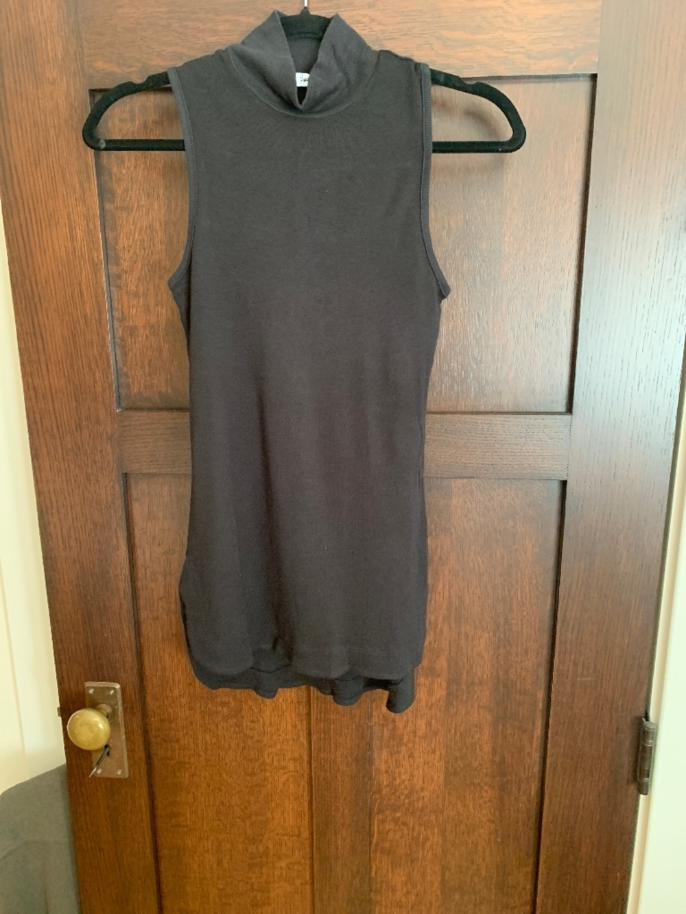 Splendid Long Black Tank Top